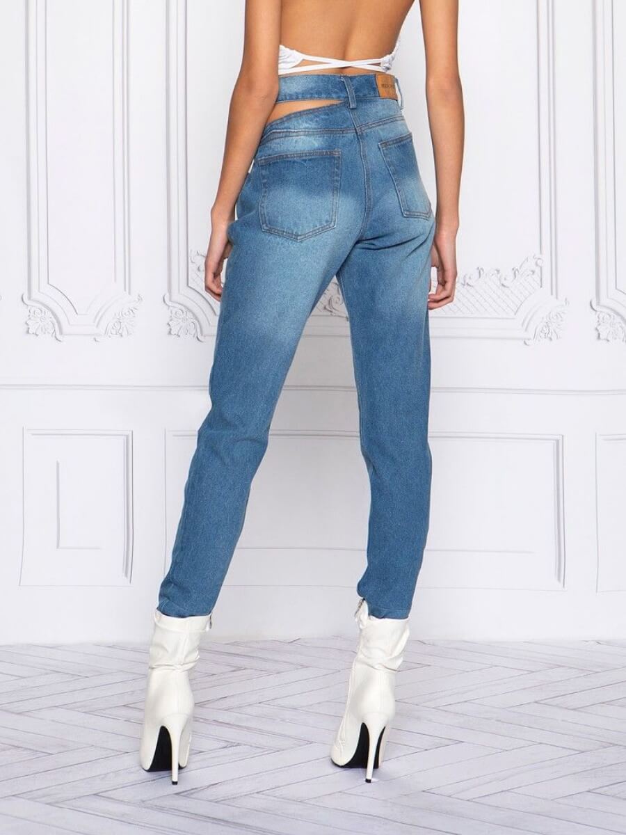 JEANS COM CORTE NA CINTURA
