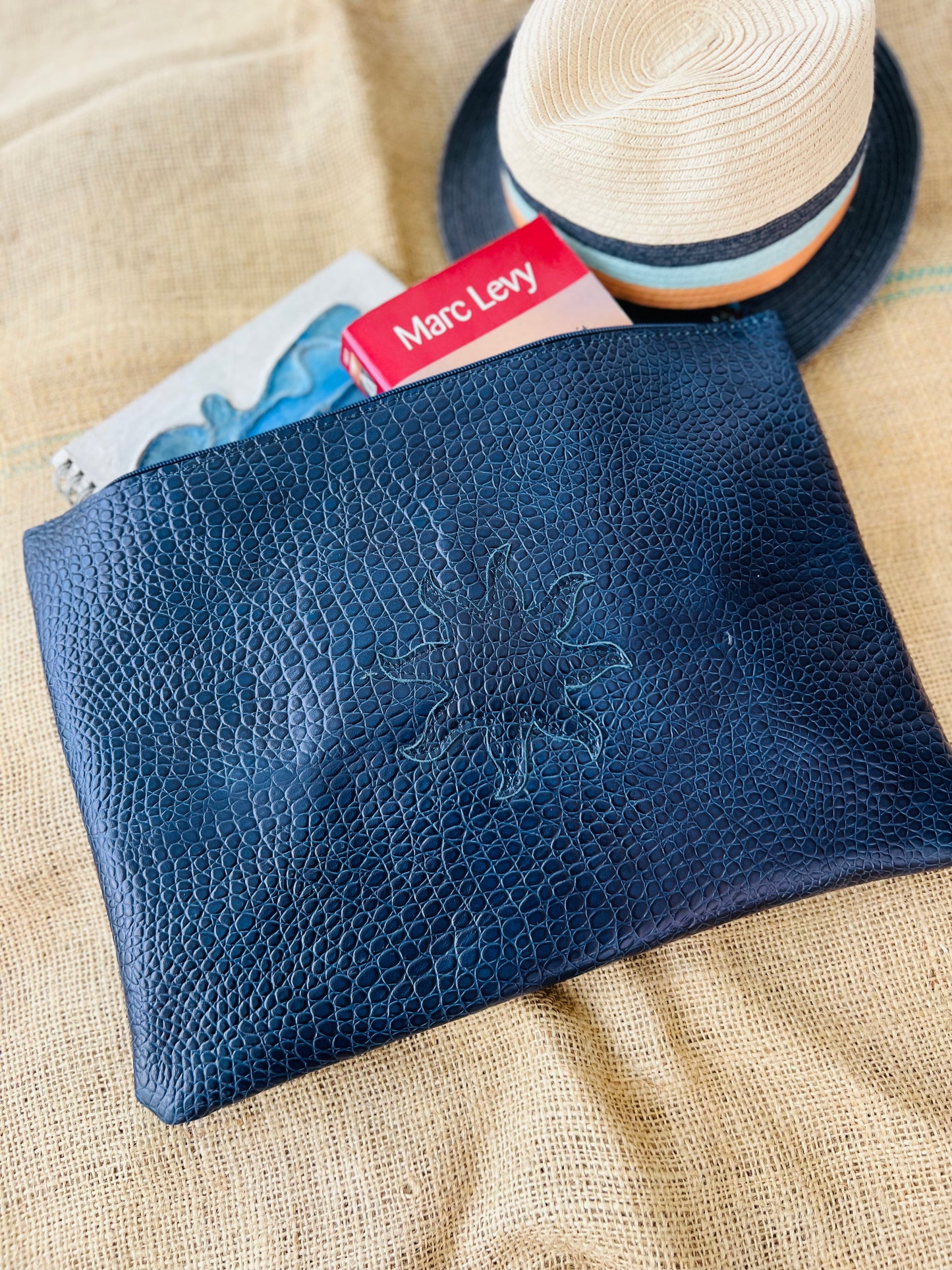 Pochette CLASSY