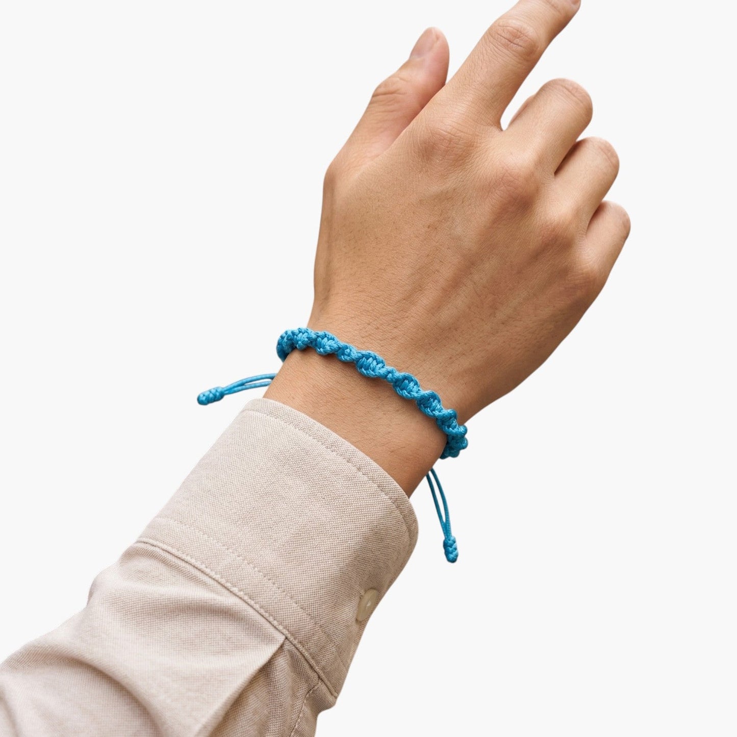 Pulseira Trançada Artesanal em Corda