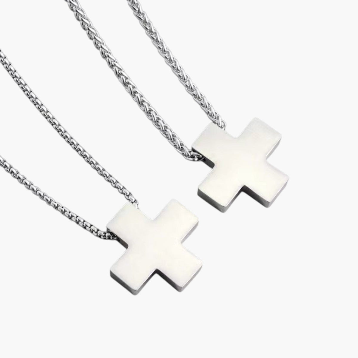 Colar com Cruz Minimalista em Aço Inoxidável