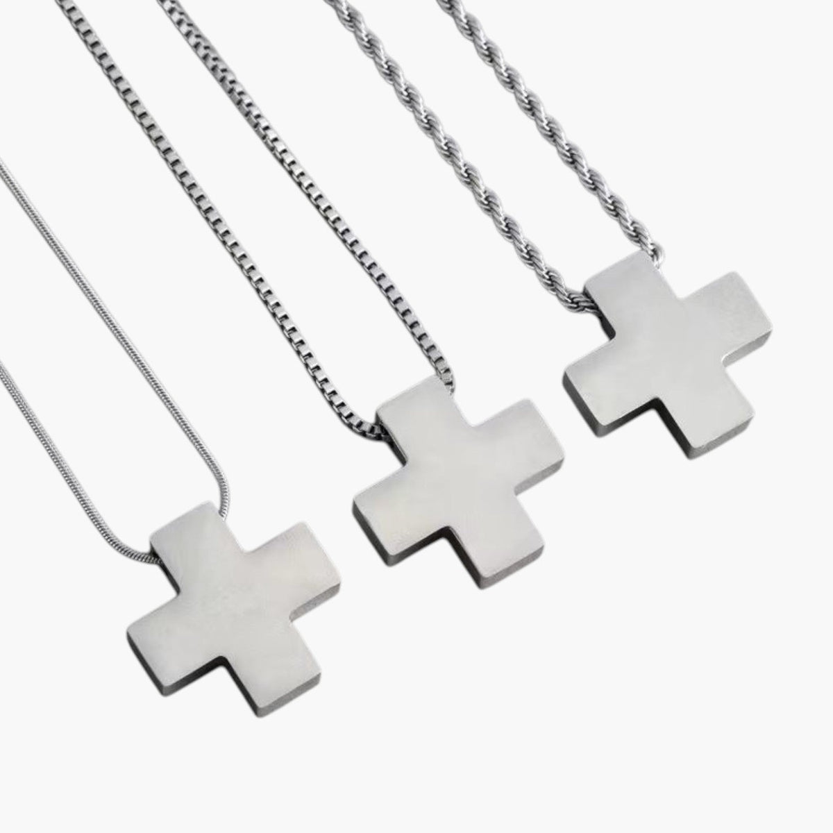 Colar com Cruz Minimalista em Aço Inoxidável