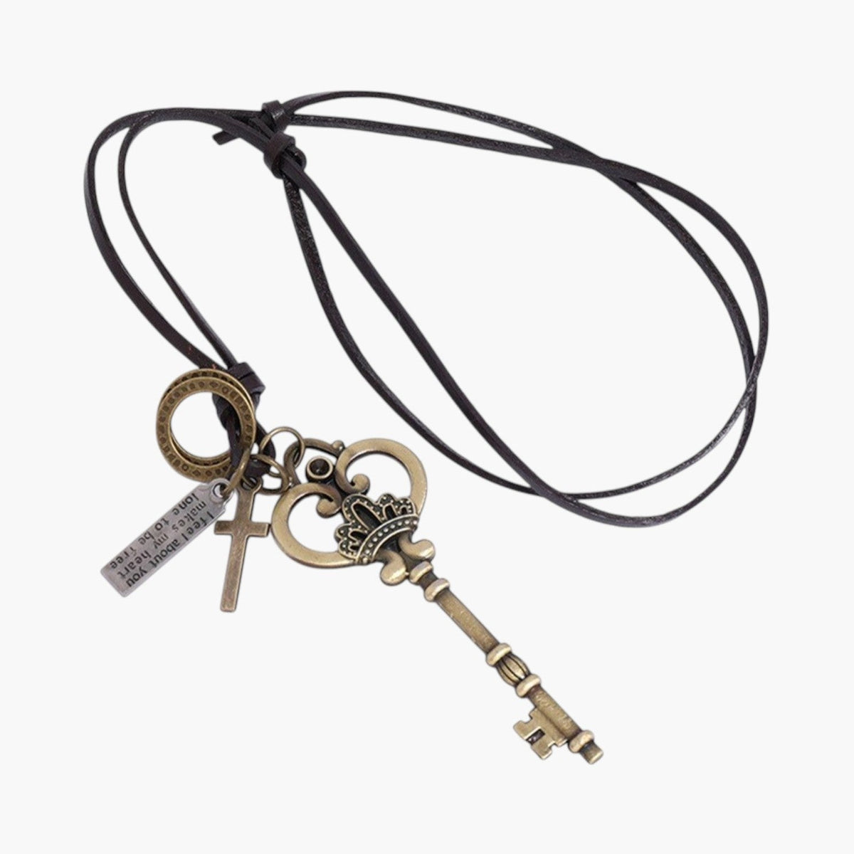 Colar em Couro com Pendentes Vintage