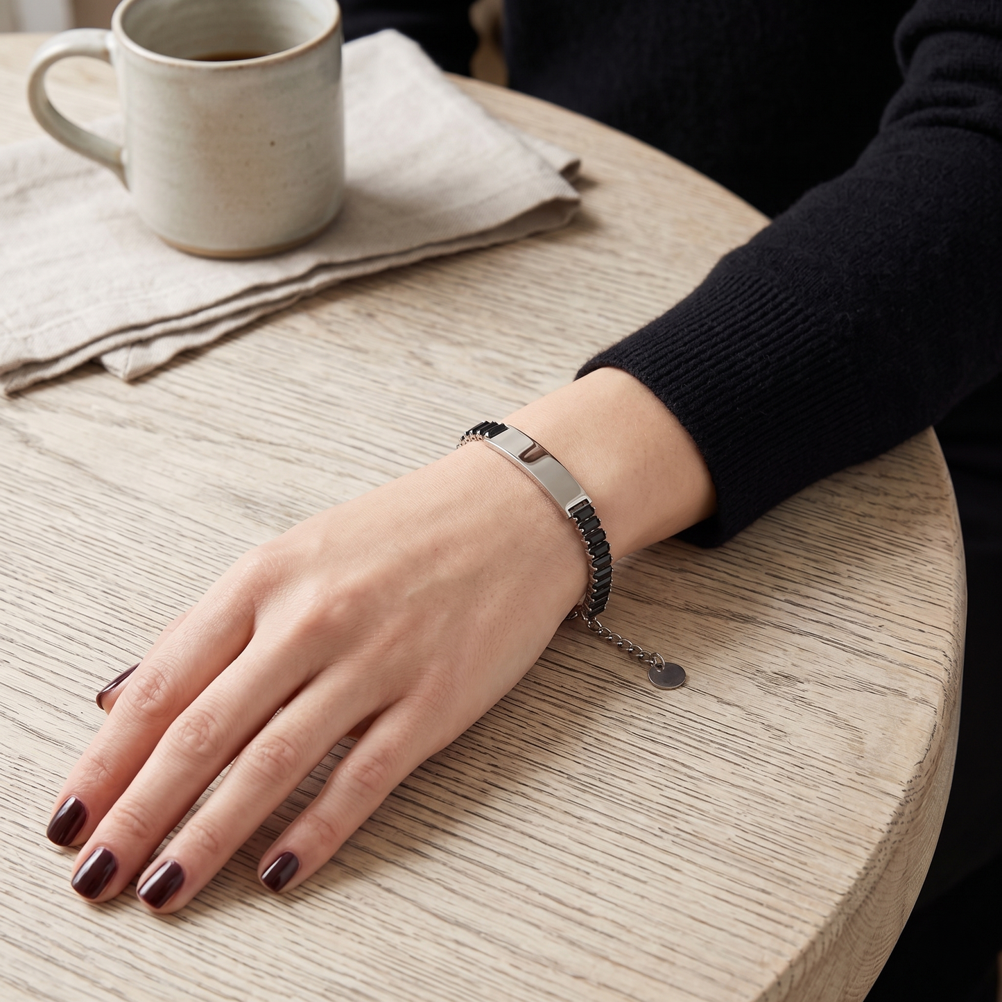 Pulseira em Aço Inoxidável com Zircónias