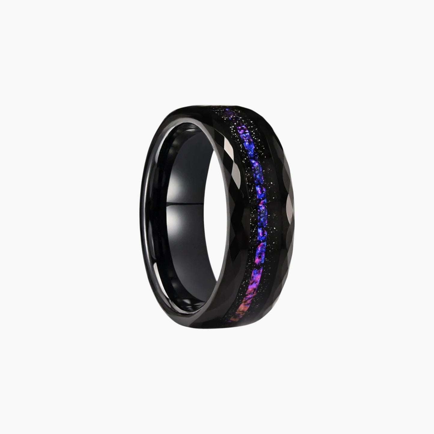 Anel de Tungsténio Facetado com Incrustação Aurora