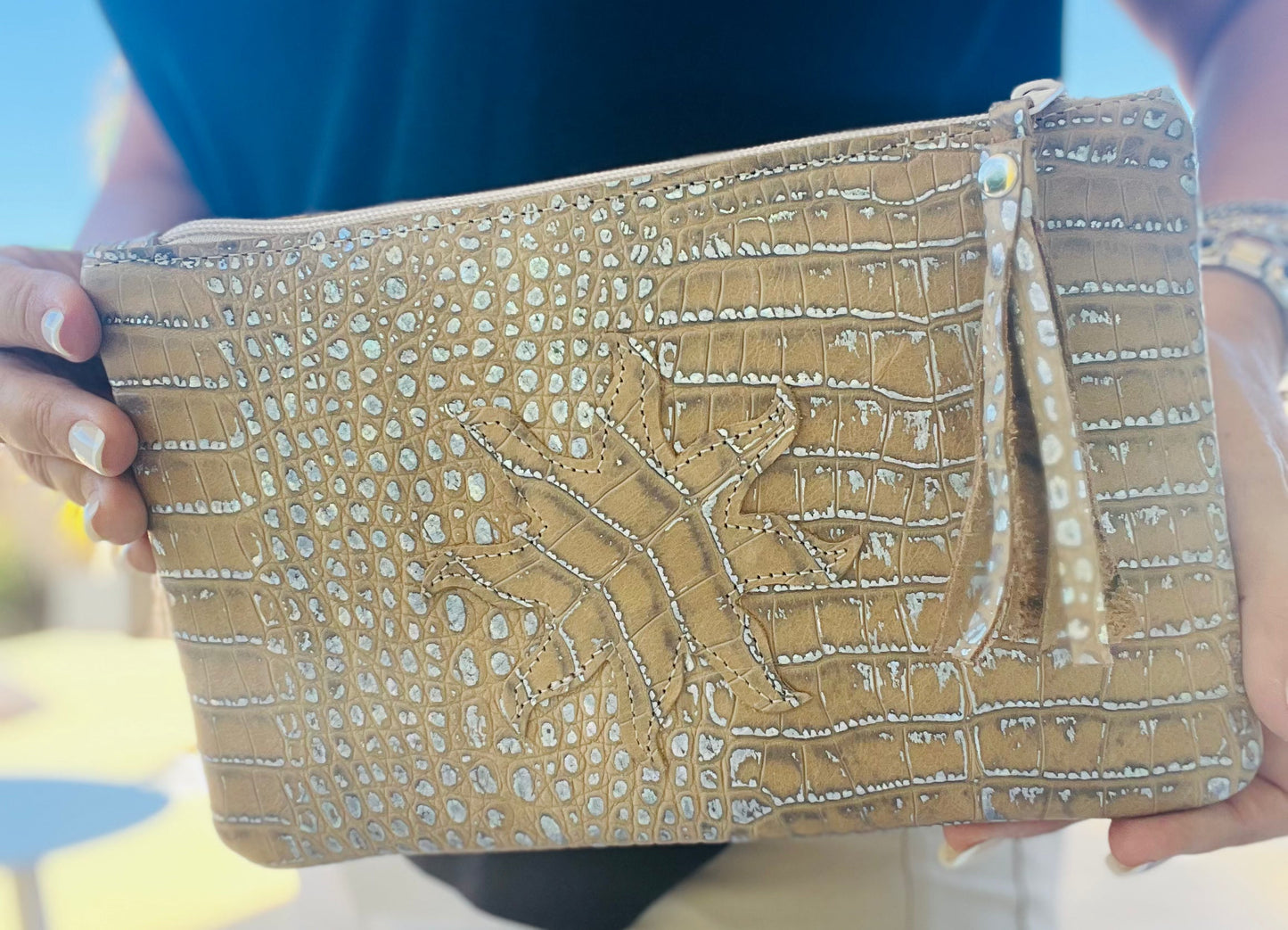 Pochette CHIC
