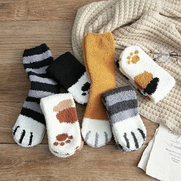 Cozy Cat Paw Cotton Socks – Unisex Cute Casual Footwear