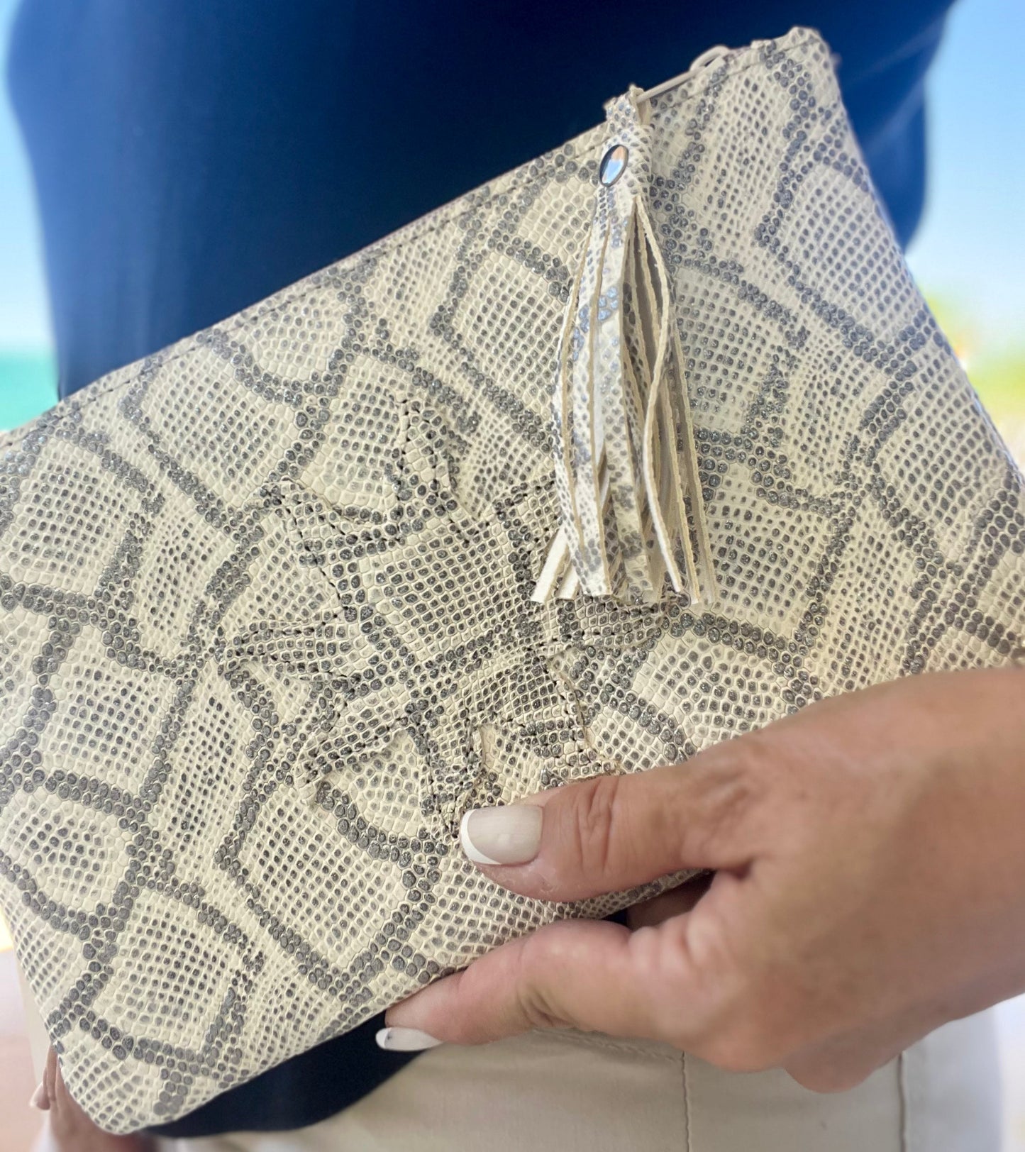 Pochette CHIC