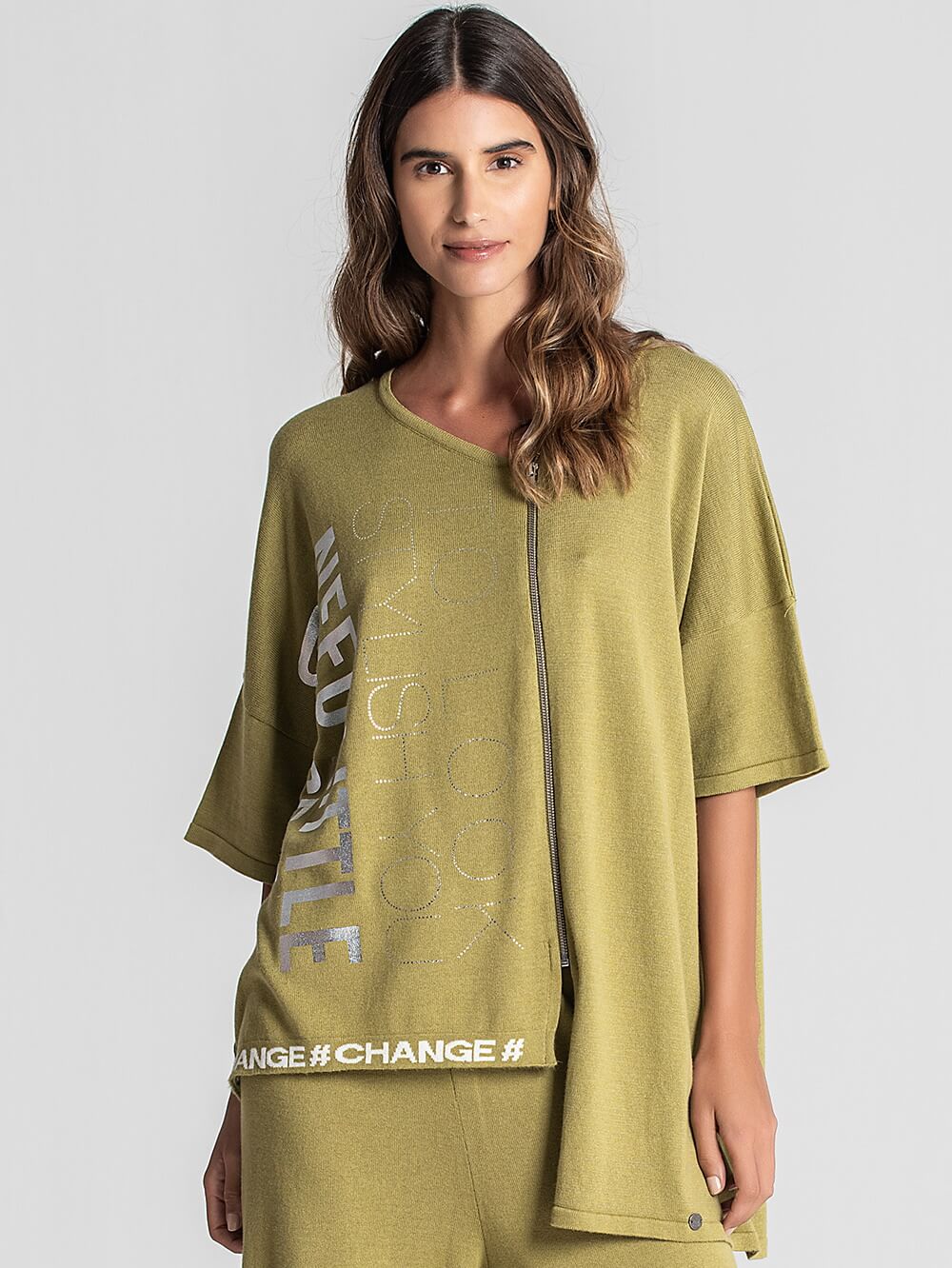 CAMISOLA "NEED LITTLE CHANGE"
