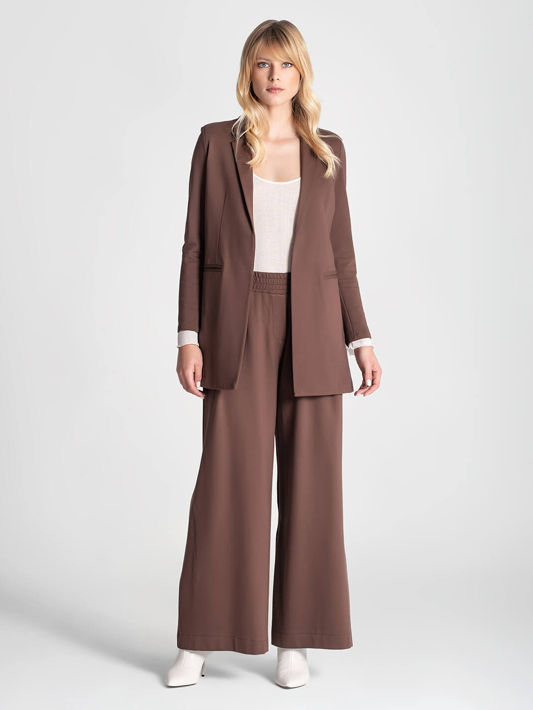 BLAZER COM BOLSOS E CINTO