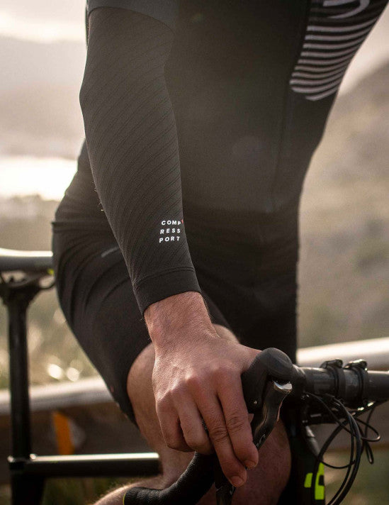 Manguitos CompresSport Under Control