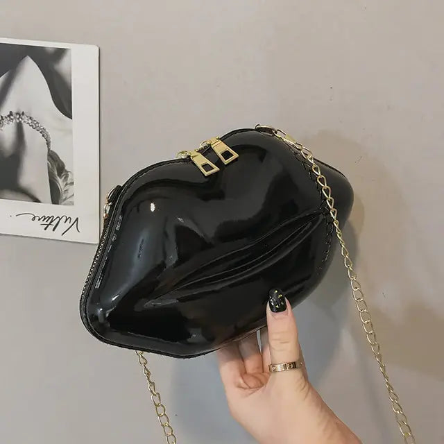 Lips Clutch