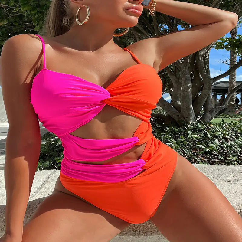Women’s Cutout Contrast One-Piece Swimsuit – Ruched Monokini